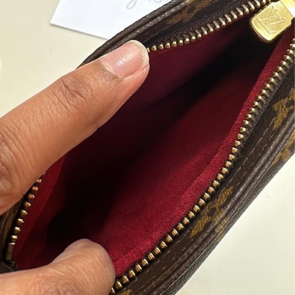 Louis Vuitton Partition Wristlet - Picture 4 of 8